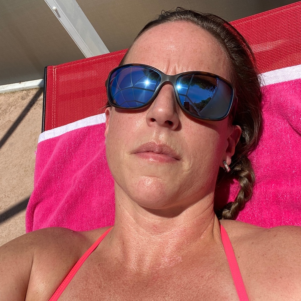 Meet your Posher, Camille